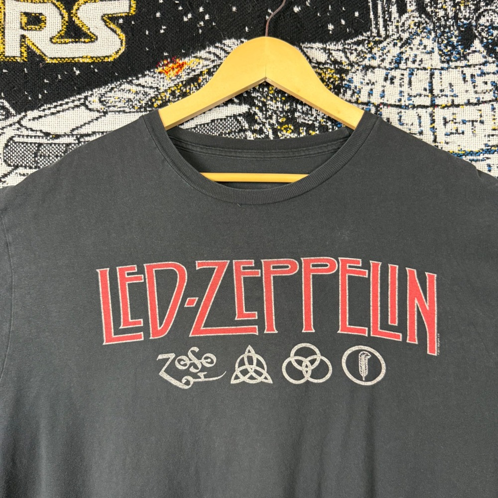 Led Zeppelin 2011 Four Symbols Graphic T-Shirt Faded Black Mens XL 25x27